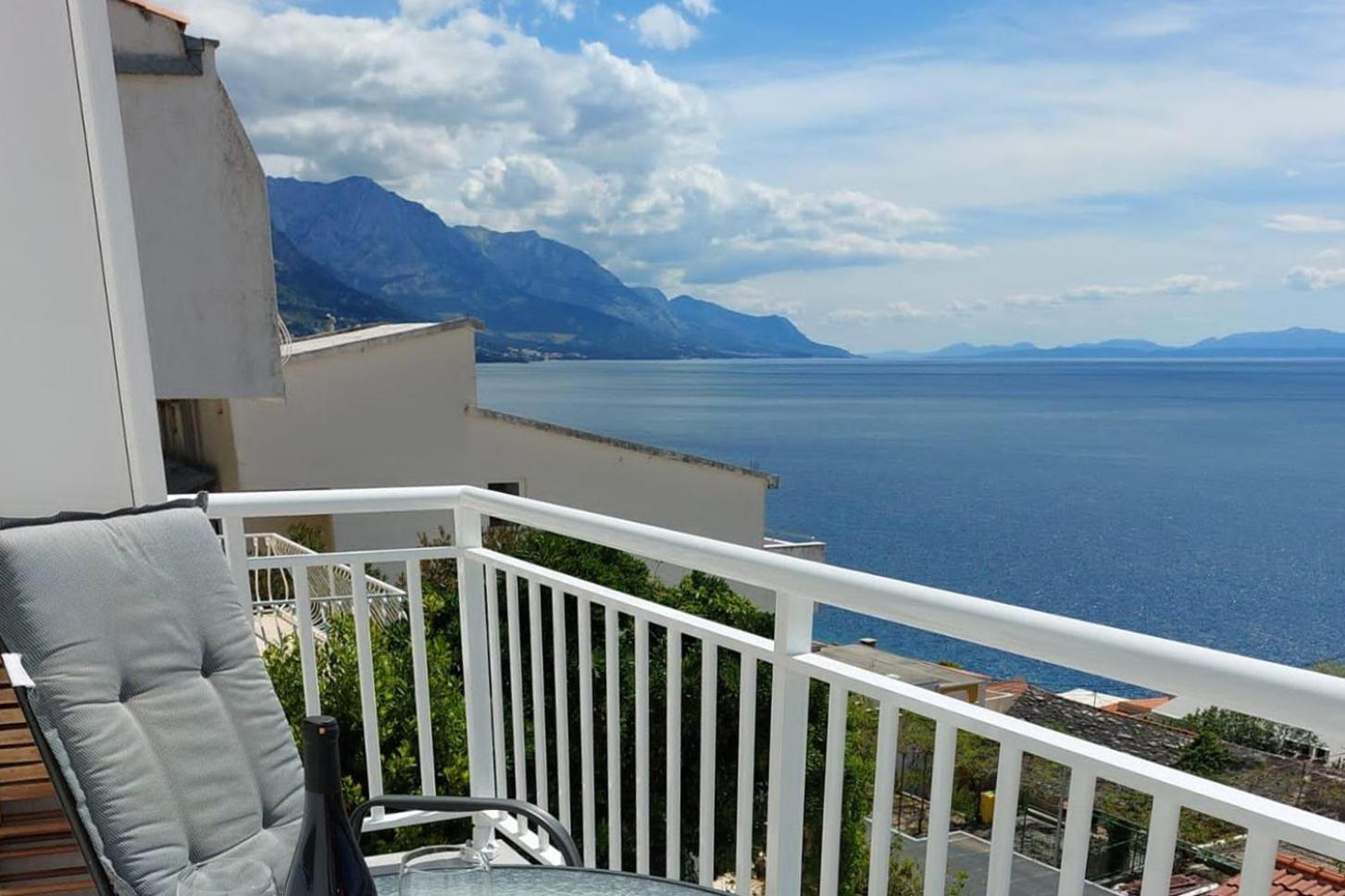 Apartments With A Parking Space Pisak, Omis - 1009 Luaran gambar