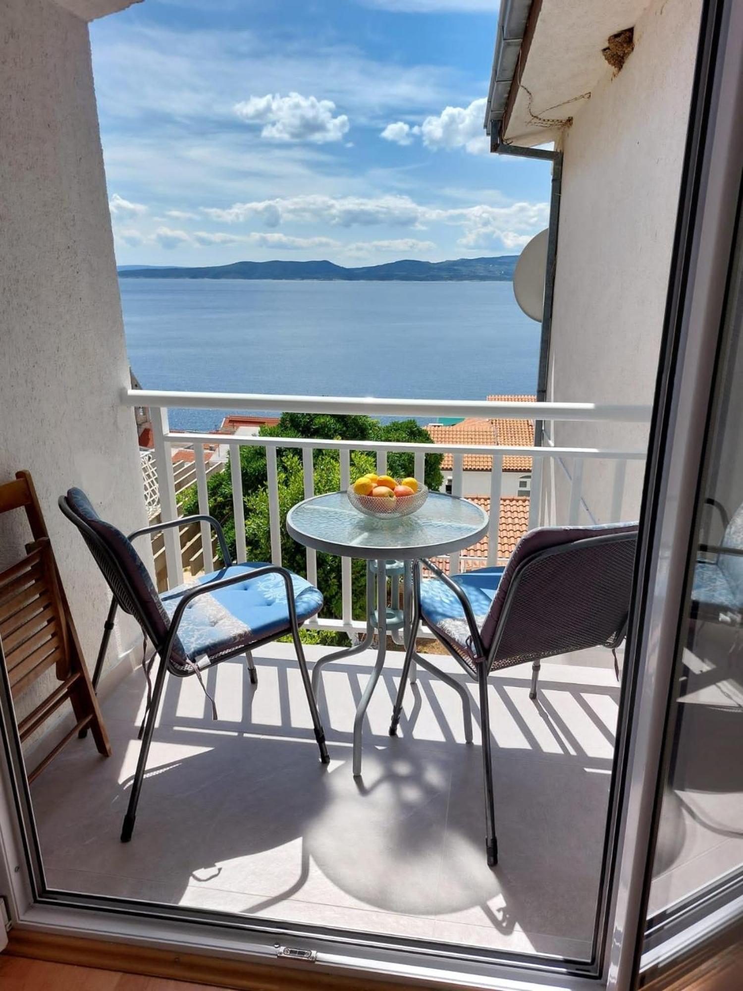 Apartments With A Parking Space Pisak, Omis - 1009 Luaran gambar